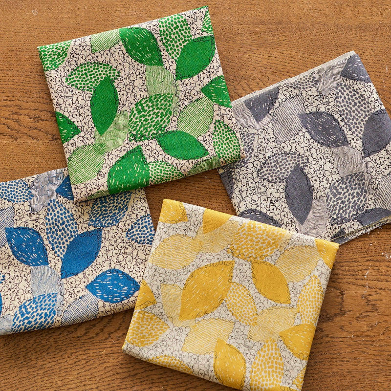 Kokka - Cotton/Linen Sheeting - Marble SUD Bichon Frisé - Yellow