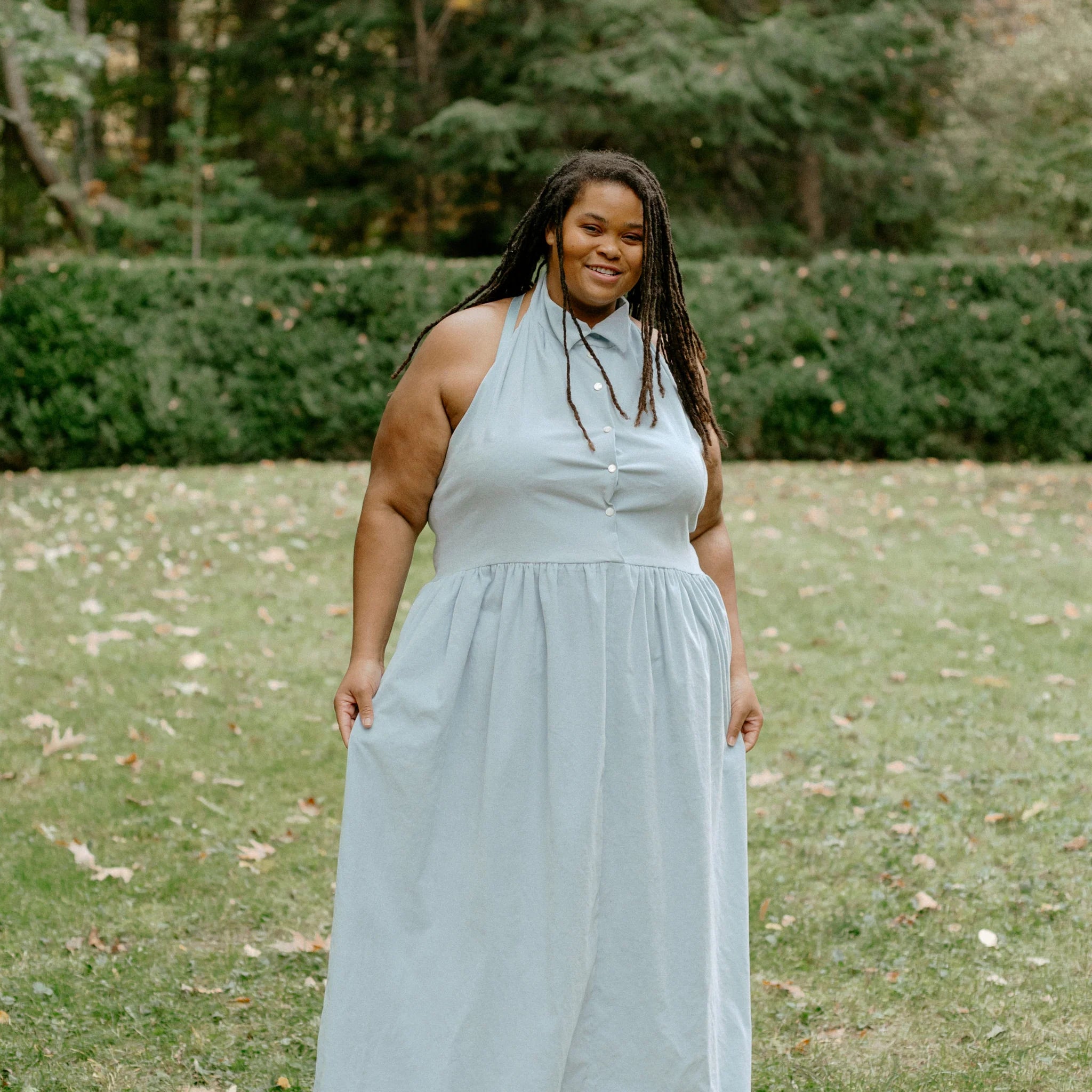 258anafrontsmilingoutside_2048x_b75be88d-f7fb-49c0-9566-4a0d5d35fc19.webp