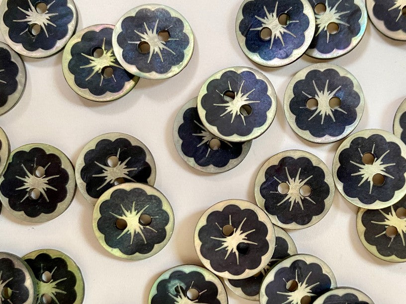 Textile Garden - Shell Flower Buttons - 12mm - Various Colors