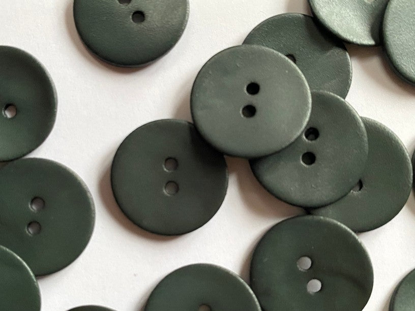 Textile Garden - Matte Shell Buttons - 18mm - Various Colors