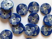 Textile Garden - Shell Buttons - Laser Flower - 18mm - Various Colors