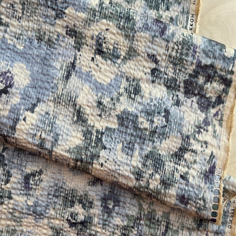 Hokkoh - Seersucker Cotton Lawn - Drippy Floral - Blue