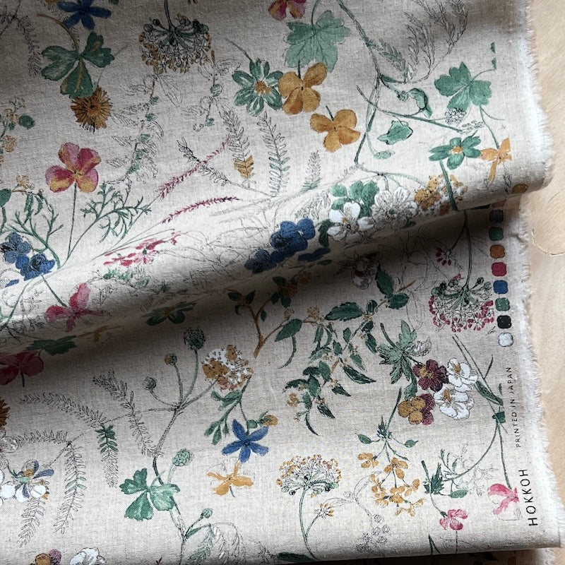 Hokkoh - Cotton Sheeting - Delicate Wildflower Floral - Natural