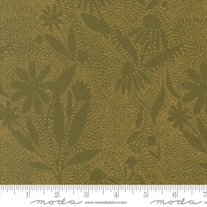 Moda - Ladybug Whimsy - Metallic - Grass