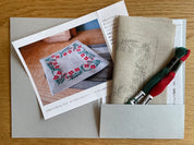 Alice Makabe - Embroidery Kit - Red Flower Doily - Natural