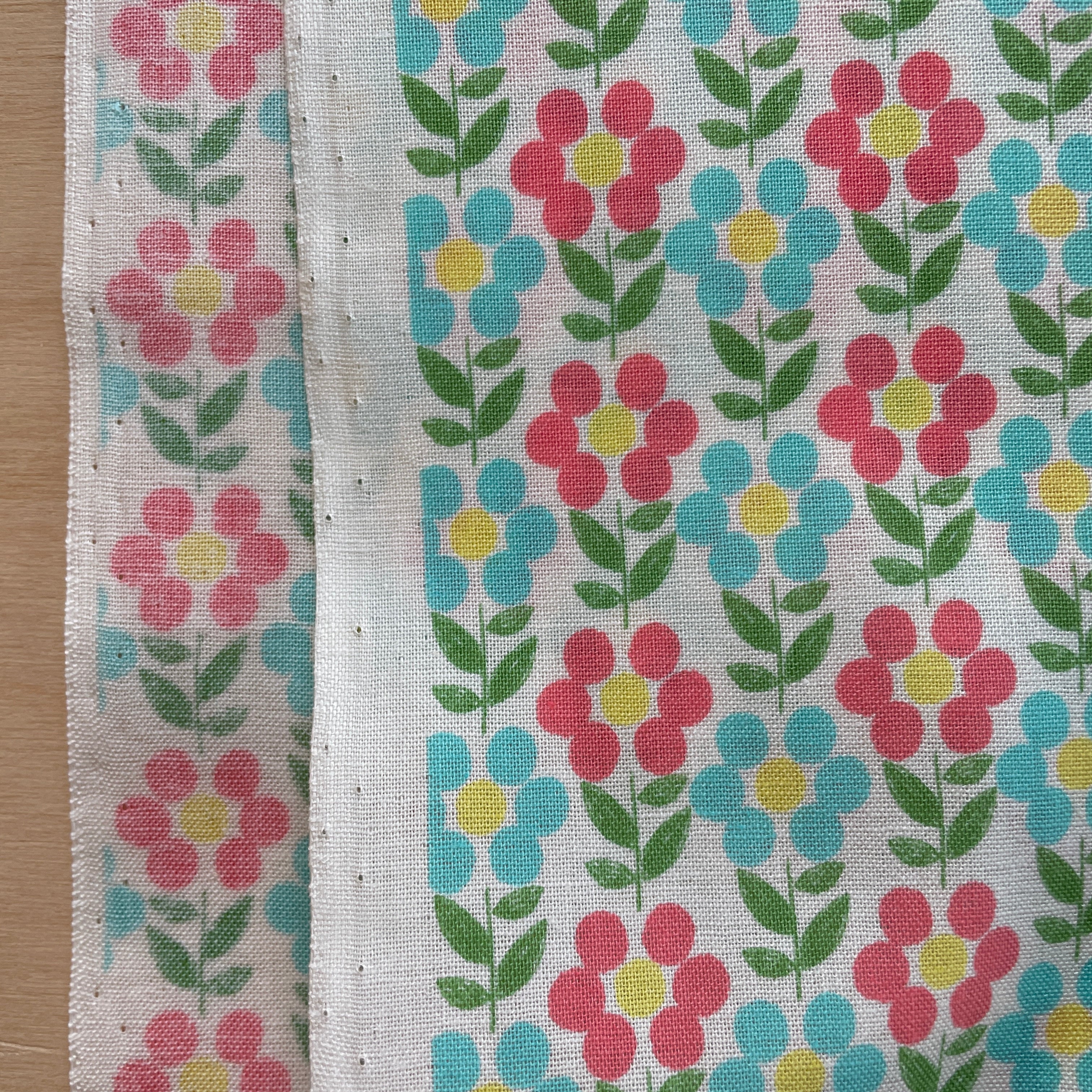 Sevenberry - Cotton Sheeting - Dot Flowers - Coral and Sky