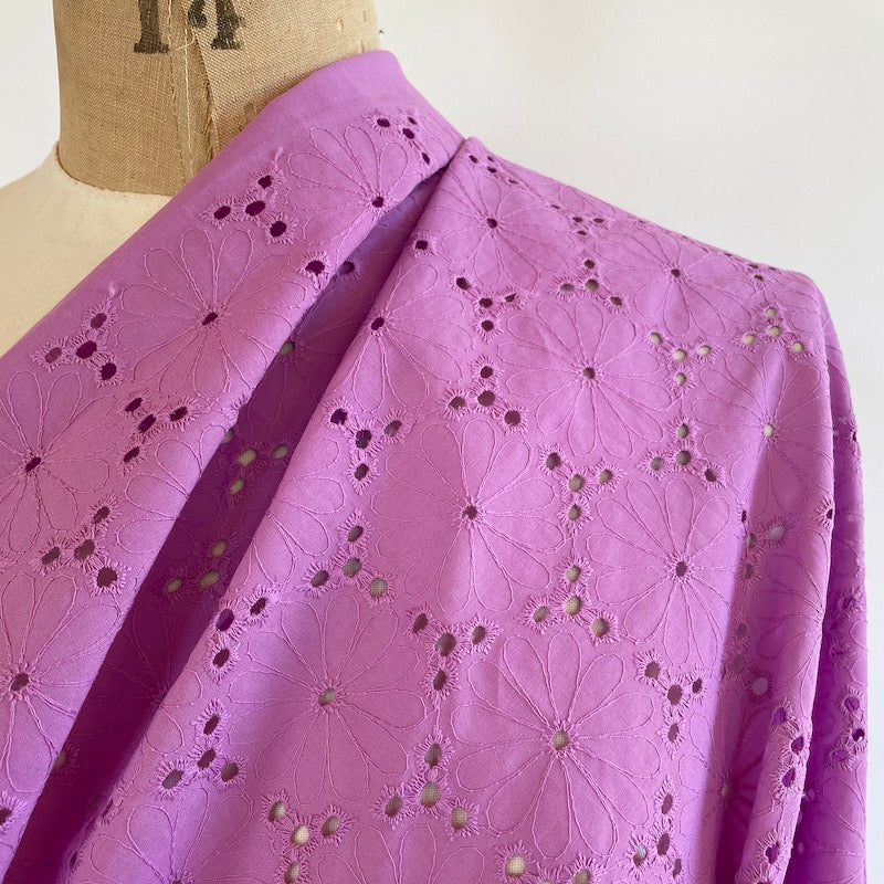 Cotton Eyelet - Daisy - Lilac fabric