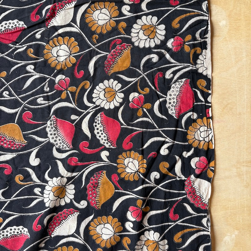 Kalamkari Print - Cotton - Vining Lotus - Cinnabar on Black