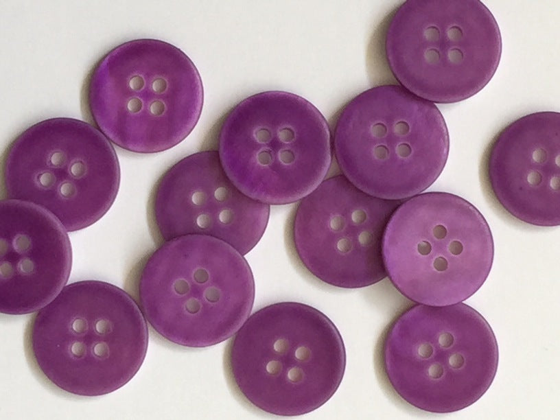 Textile Garden - Matte River Shell Button - 15mm -  Various Colors