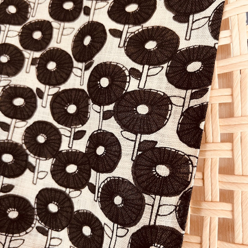 Sevenberry - Cotton Slub - Poppies - Black on Ivory