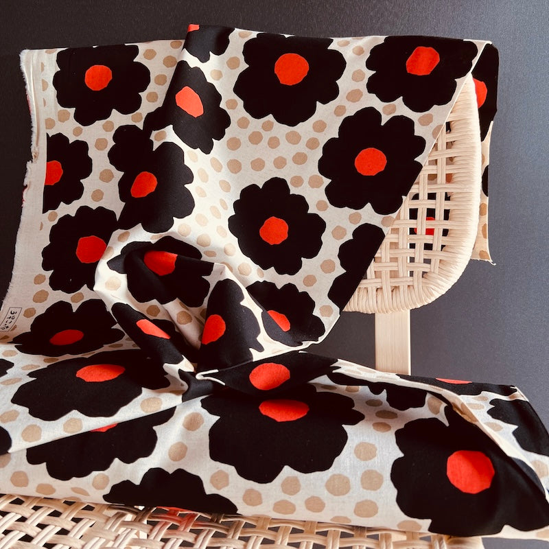 Kobayashi - Cotton Linen Canvas - Dots and Daisies - Black and Poppy on Natural