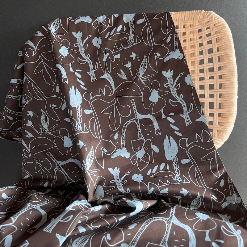 Hokkoh - Cotton Lawn - Simple Flowers - Espresso and Sky