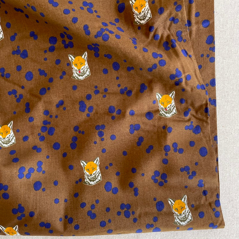 Echino - Cotton Lawn - Foxes - Tobacco