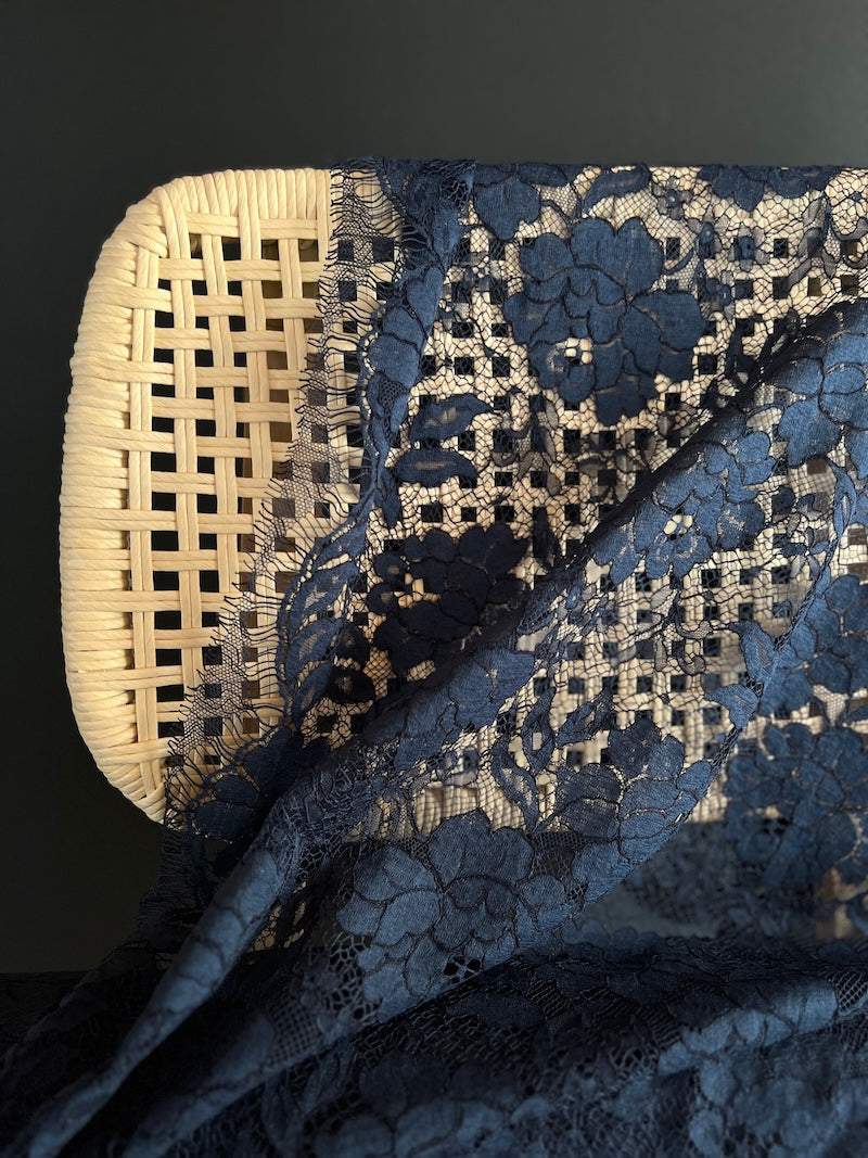 Deadstock - Lace - Navy with Roses