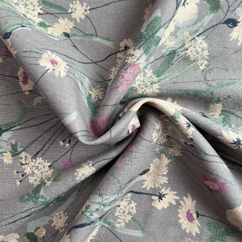 Hokkoh - Cotton Sheeting - Daisy Wildflower Floral