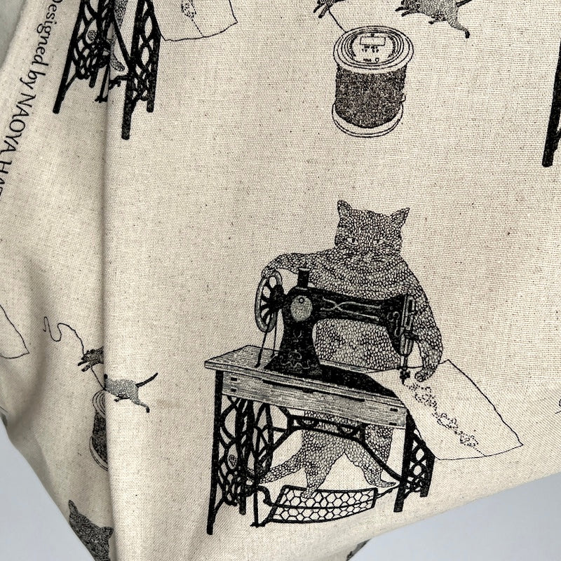 Koizumi - Lightweight Linen/Cotton Canvas - Treadle Cat - Natural