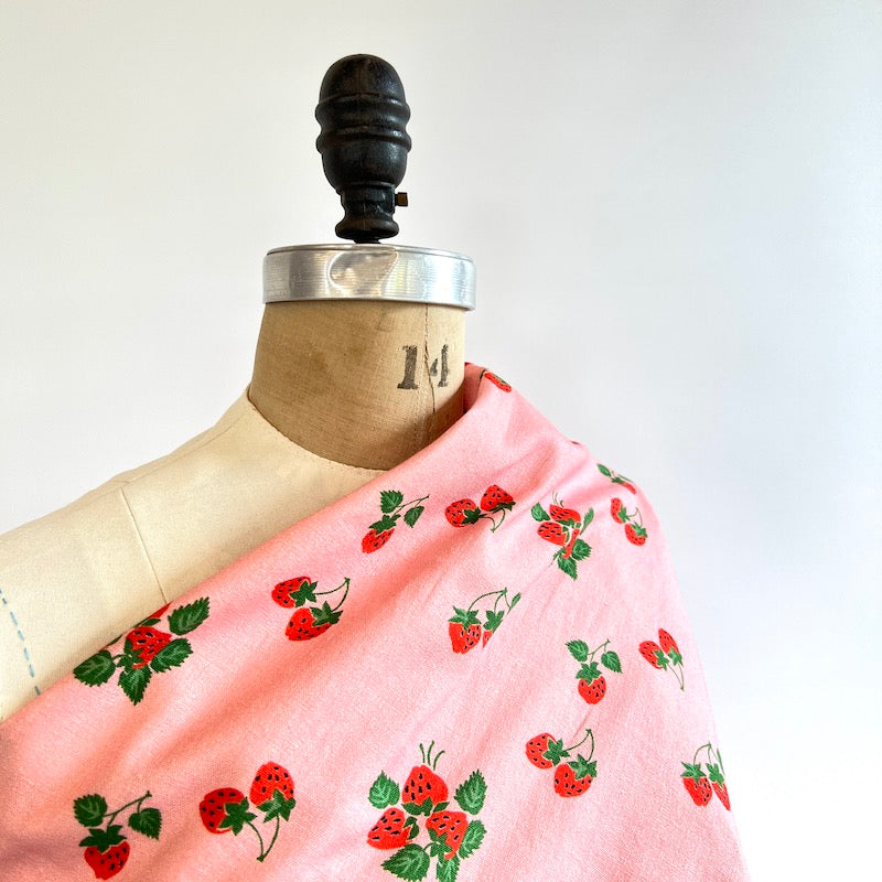 Fabric Godmother - Viscose/Linen - Strawberry Fayre - Pink