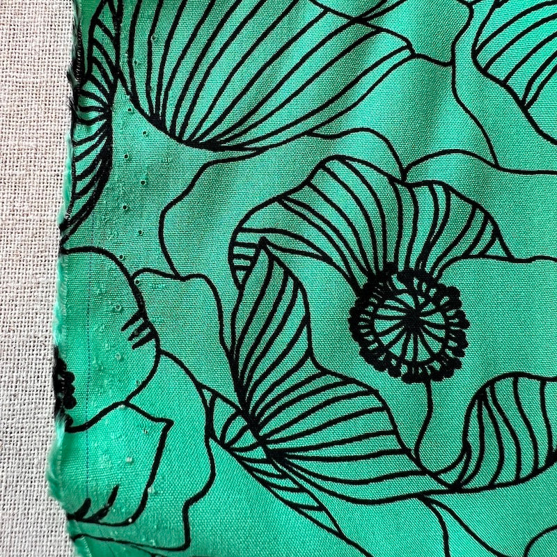 EcoVero Viscose - Poppies on Mint