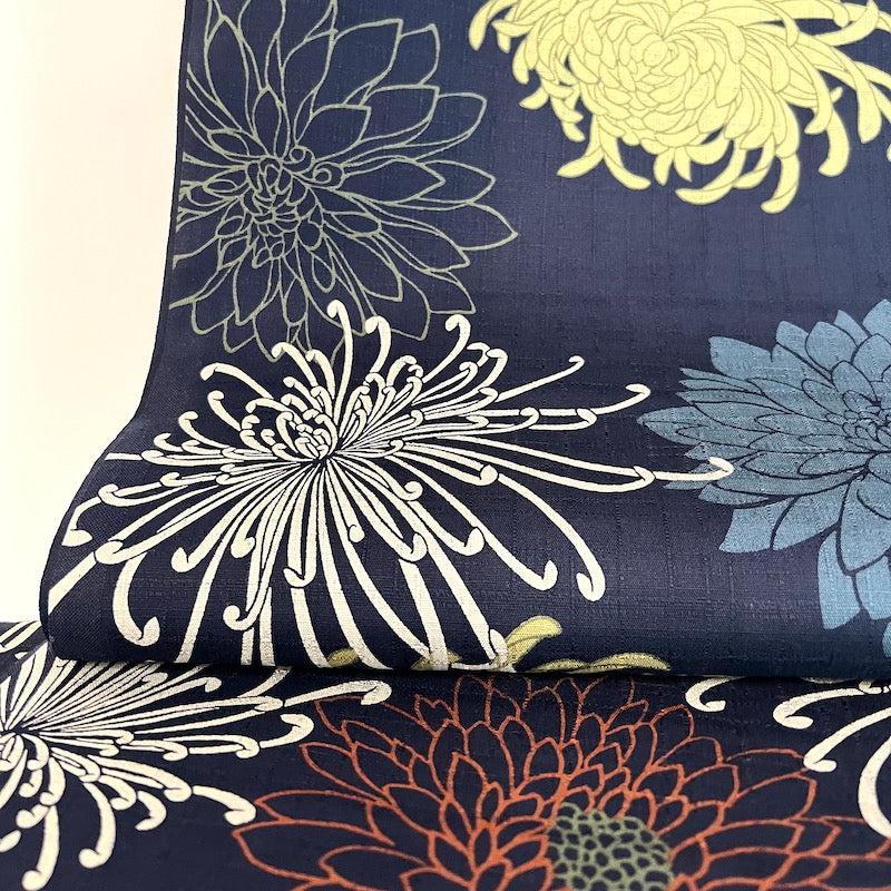 Kobayashi - Cotton Dobby - Chrysanthemums on Navy