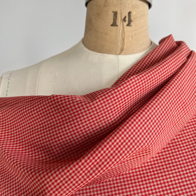 Diamond Textiles - Homespun Cotton - Vermilion mini check fabric