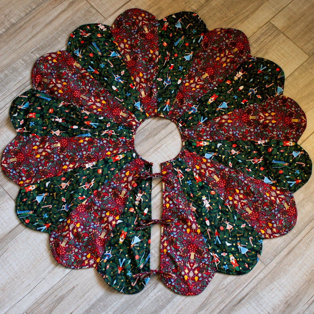 Madswick - Scalloped Tree Skirt - PDF and Printed Pattern