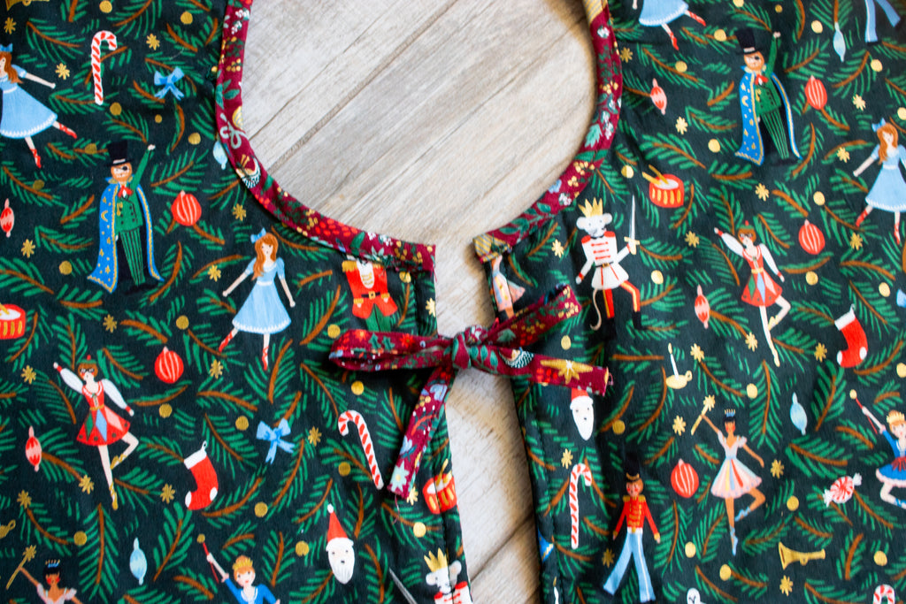 Madswick - Scalloped Tree Skirt - PDF and Printed Pattern