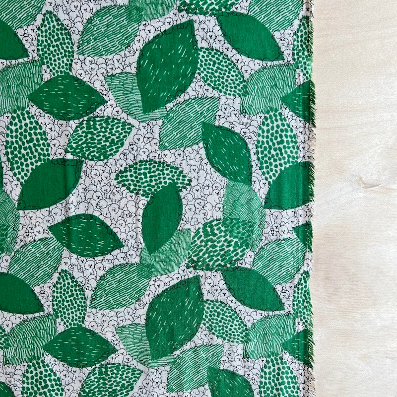 Kokka - Marble SUD - Cotton Linen Sheeting - Bichon Frise - Green