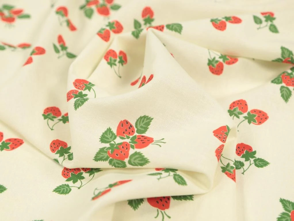 Strawberry_Fayre_VL_4__62777_e6678cf4-705a-44e4-98a4-244f781a0946.webp
