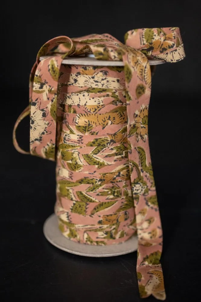 Merchant & Mills - Bias Binding - Mericel Pinks