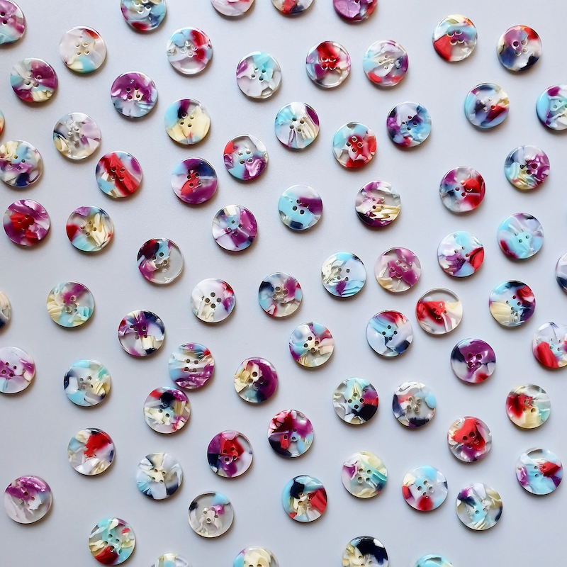Pigeon Wishes - 15mm Button - Hubble Bubble