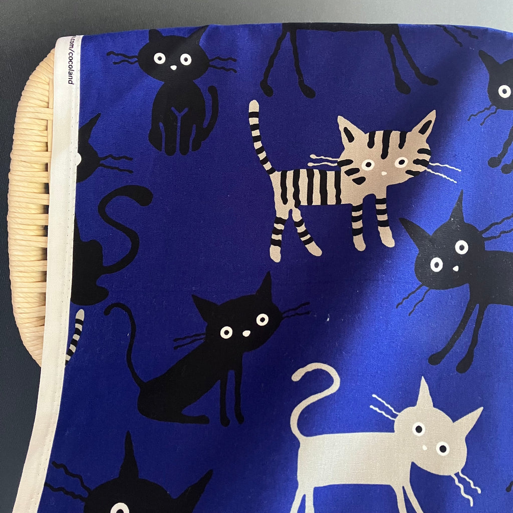 Hishiei - Oxford - CoCoLand Cats Large - Dark Blue