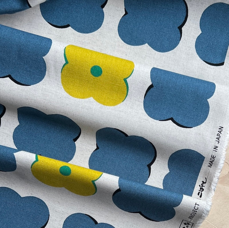 Kobayashi - Cotton Linen Canvas - XL Simple Flowers - Blue & Yellow