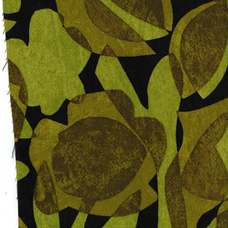 Kokka - Lightweight Cotton/Linen Canvas - Linnea Big Flower - Olive