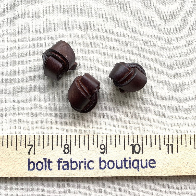 Leather Knot Button - 25mm (1") - Brown