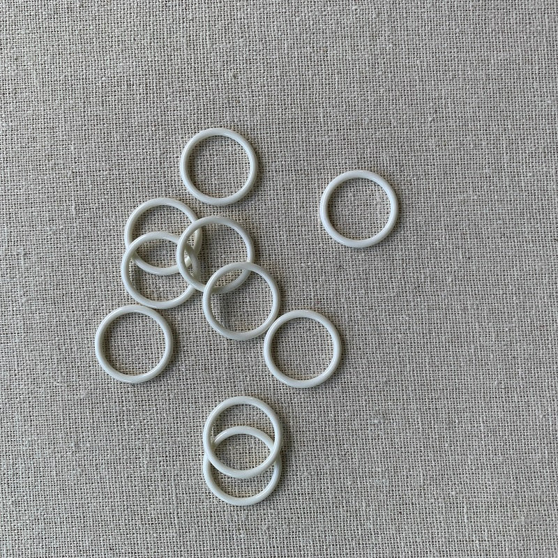 Dill -  white ring - 16mm