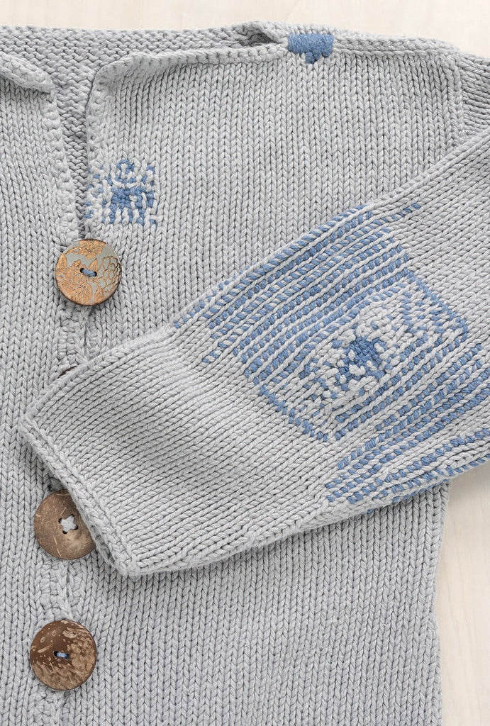 Visible Mending: Artful Stitchery to Repair and Refresh Your Favorite Things - Jenny Wilding Cardon